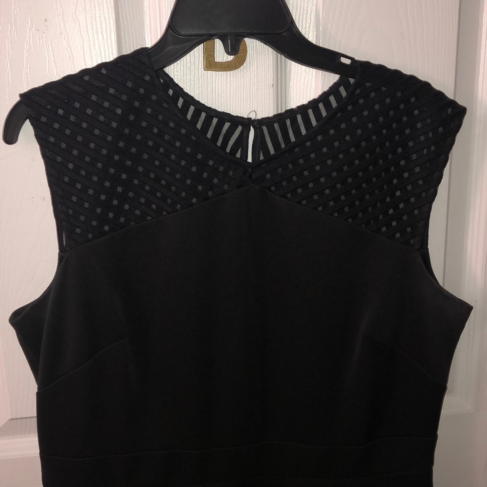Cute black dress!!!